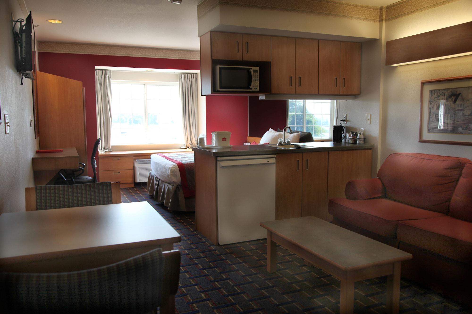 Hotel Ramada By Wyndham Bloomington I-55 And I-74 Il Exterior foto